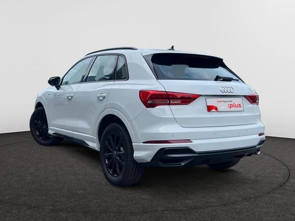 AUDI Q3 (2021) — foto 12 van 23