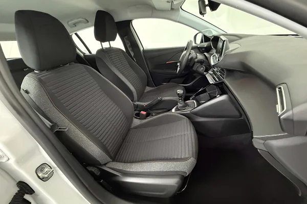 Peugeot 208 (2023) — foto 4 van 28