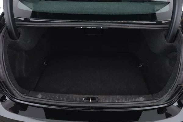Volvo S60 (2018) — foto 8 van 16