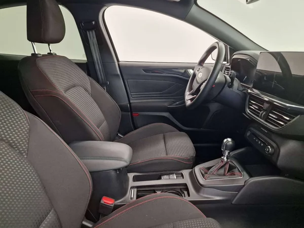 Ford Focus (2025) — foto 12 van 15