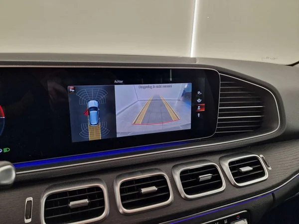 Mercedes-Benz GLE (2023) — foto 10 van 21