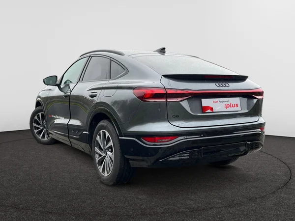 AUDI Q6 Sportback e-tron (2025) — foto 2 van 5