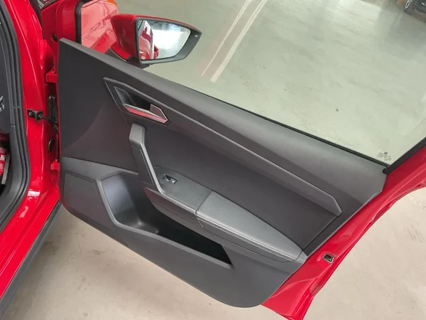 SEAT Arona (2023) — foto 9 van 22