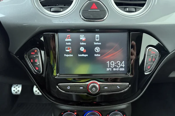 Opel Adam Rocks S (2018) — foto 3 van 20