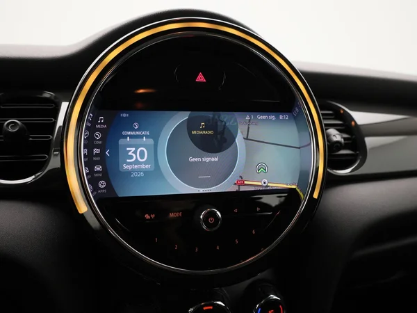 MINI One (2021) — foto 6 van 38