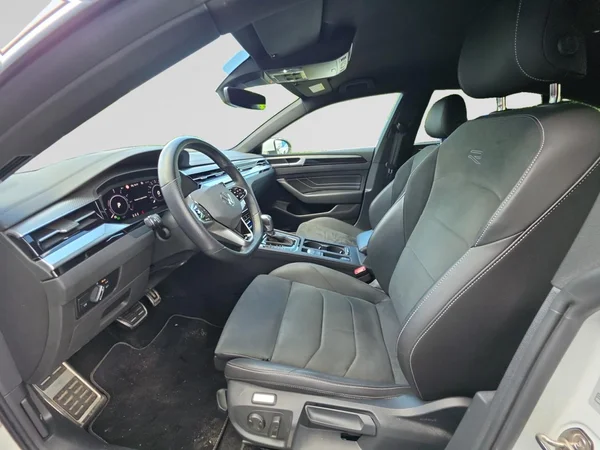 VOLKSWAGEN Arteon eHybrid (PHEV) (2022) — foto 24 van 24