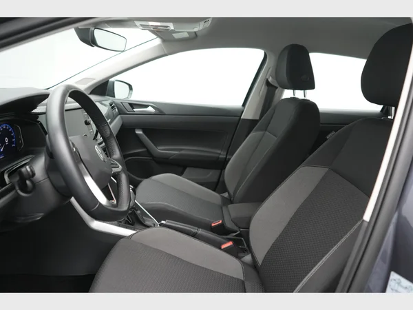 VOLKSWAGEN Polo (2024) — foto 16 van 25