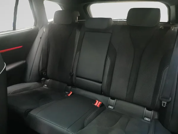 SKODA Enyaq (2026) — foto 9 van 23