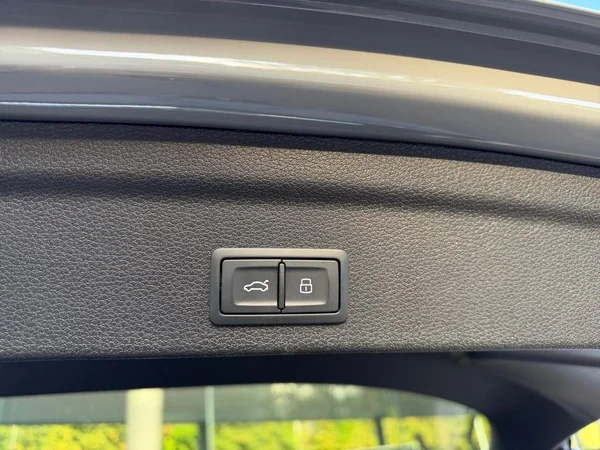 AUDI Q3 Sportback (2025) — foto 8 van 17