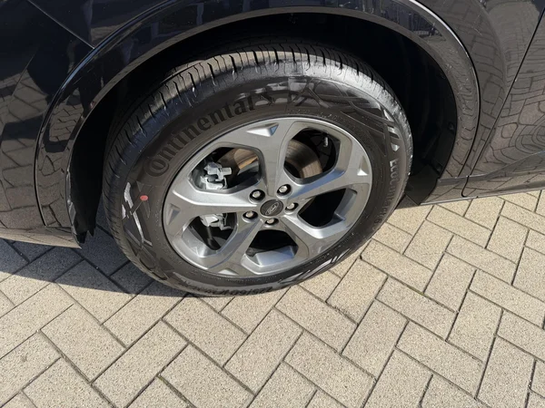 Ford Kuga (2026) — foto 2 van 18