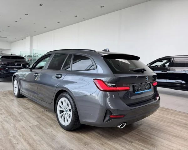 BMW 3 Reeks (2020) — foto 28 van 30