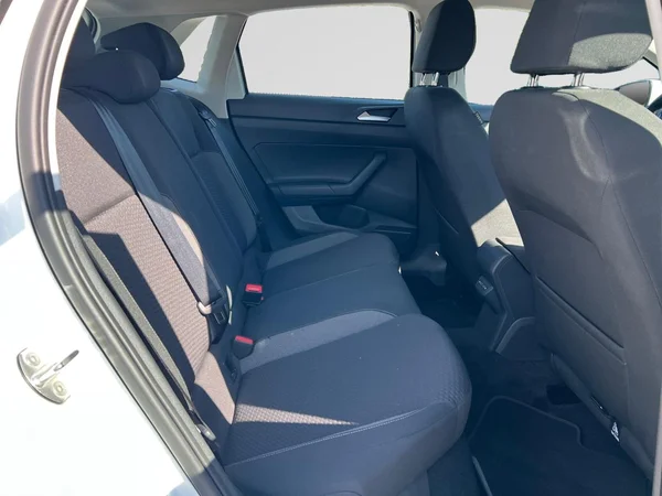 VOLKSWAGEN Polo (2024) — foto 5 van 18