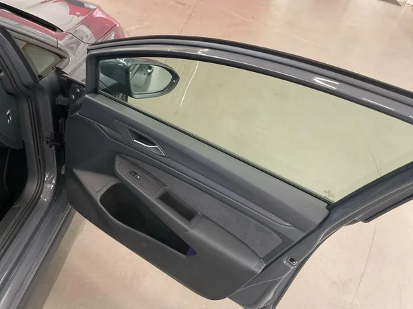 VOLKSWAGEN Golf VIII GTI (2024) — foto 7 van 20