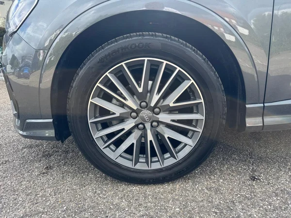 AUDI Q3 (2019) — foto 4 van 19