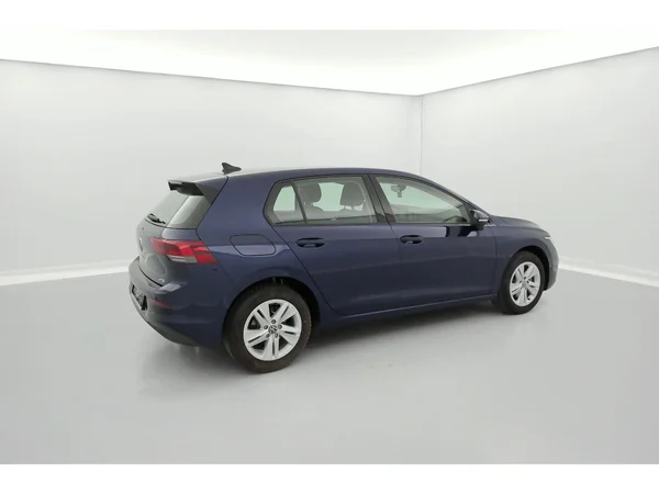 VOLKSWAGEN Golf VIII (2022) — foto 33 van 36