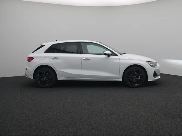 AUDI A3 Sportback (2025) — foto 19 van 21