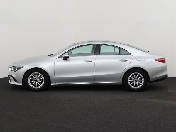 MERCEDES CLA 180 (2020) — foto 12 van 27
