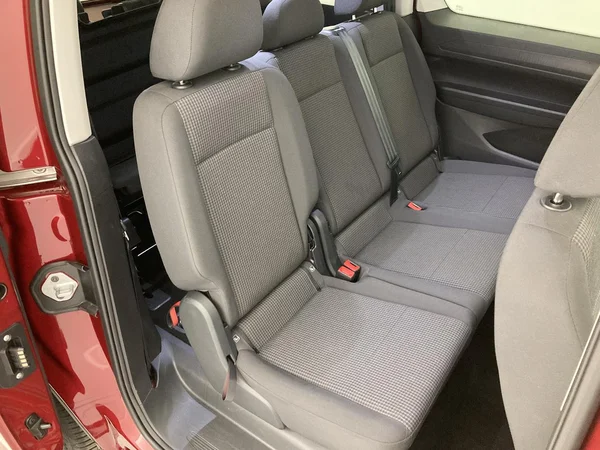 VOLKSWAGEN Caddy Maxi (2023) — foto 26 van 36