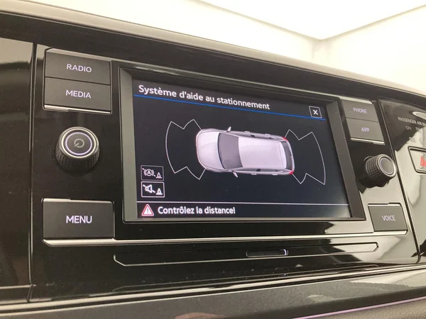 VOLKSWAGEN Polo (2021) — foto 13 van 36
