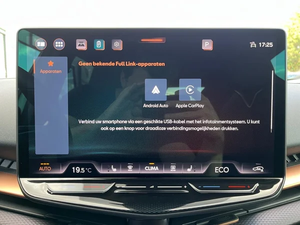 CUPRA Tavascan (2025) — foto 5 van 22