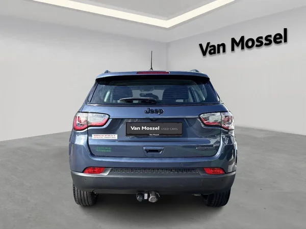 Jeep Compass (2021) — foto 14 van 20