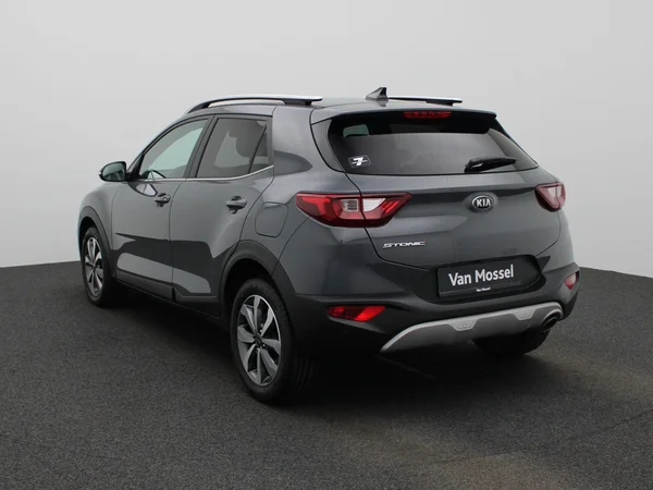 Kia Stonic (2021) — foto 12 van 35