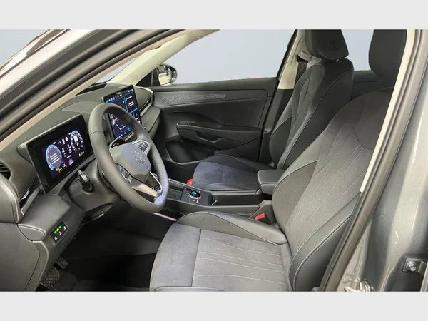VOLKSWAGEN T-Roc (2026) — foto 28 van 29