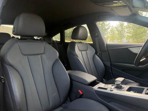 AUDI A5 Sportback (2024) — foto 19 van 20