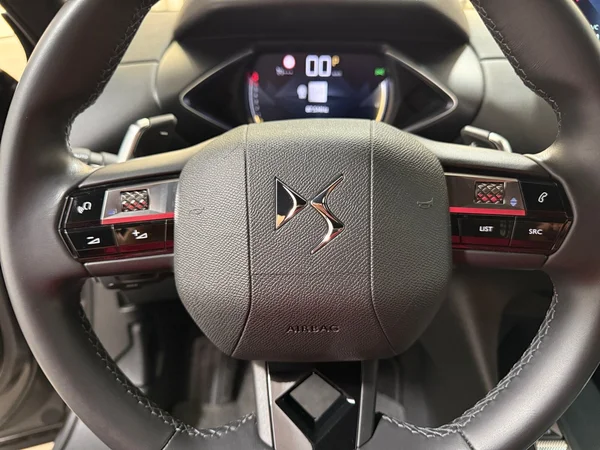 DS-Automobiles DS3-Crossback (2022) — foto 7 van 29