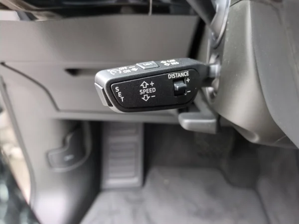 AUDI Q8 e-tron Sportback (2025) — foto 2 van 17