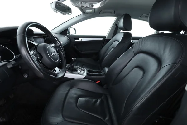 Audi A5 (2015) — foto 16 van 16