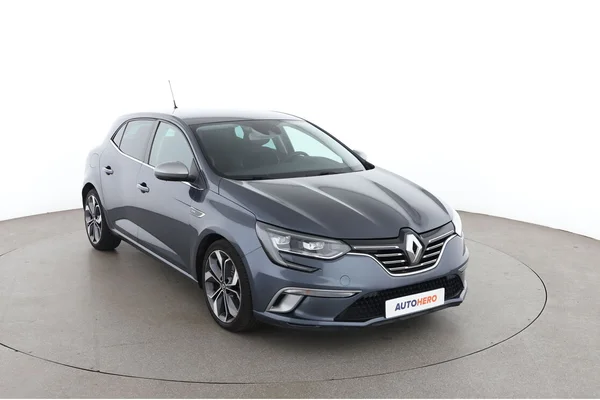 Renault Megane (2018) — foto 14 van 16