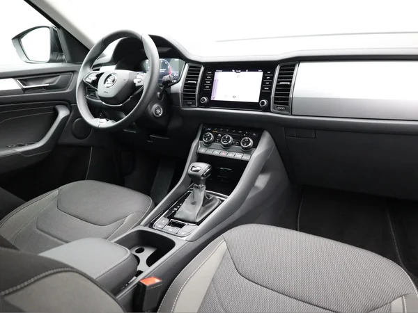 SKODA Kodiaq (2024) — foto 16 van 22