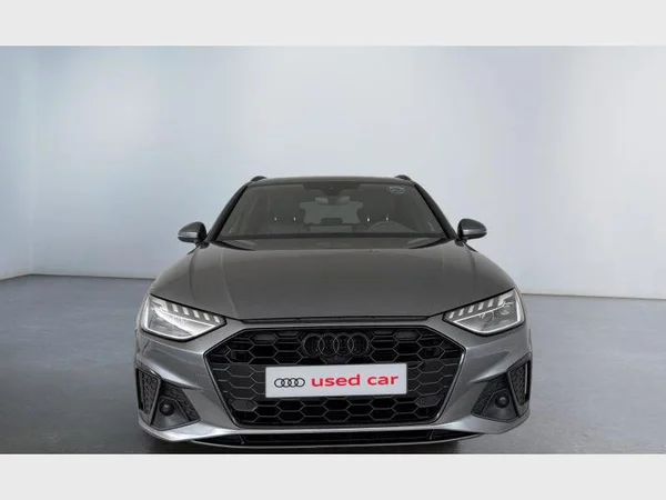 Audi A4 (2023) — foto 12 van 40