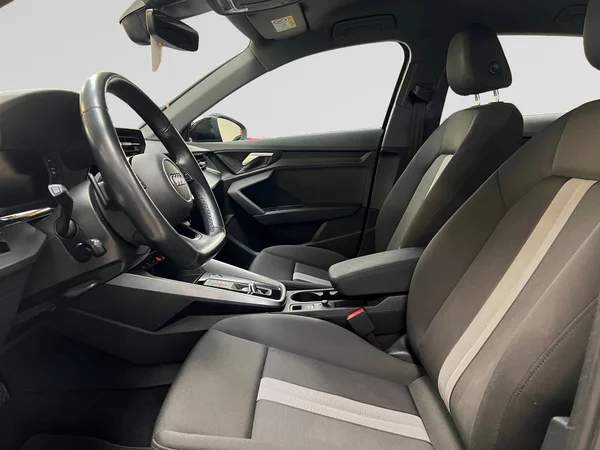 AUDI A3 Sportback PHEV (2021) — foto 16 van 20