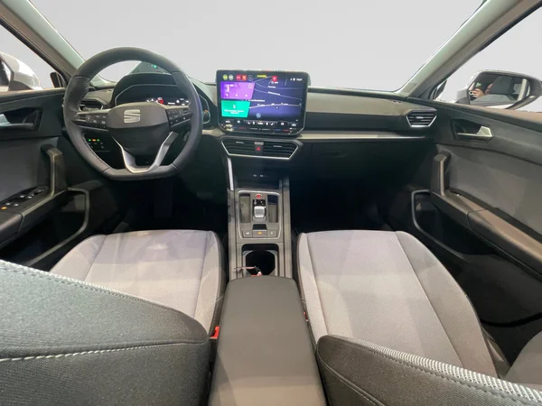 SEAT Leon (2025) — foto 16 van 24
