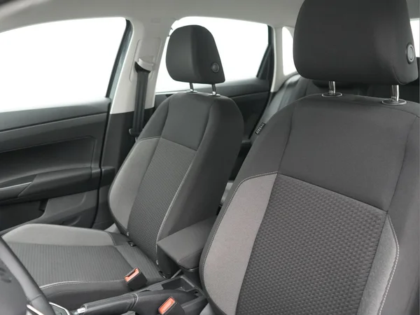 VOLKSWAGEN Polo (2023) — foto 24 van 24