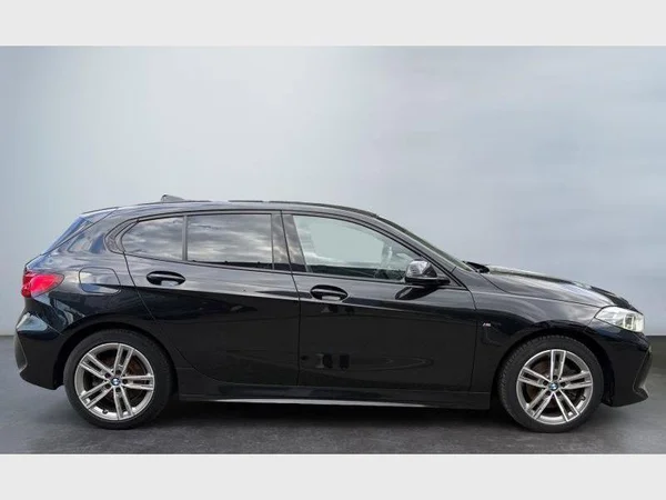 BMW 1 Hatch (2020) — foto 23 van 24