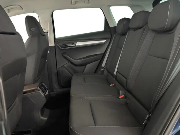 SKODA Karoq (2022) — foto 8 van 26