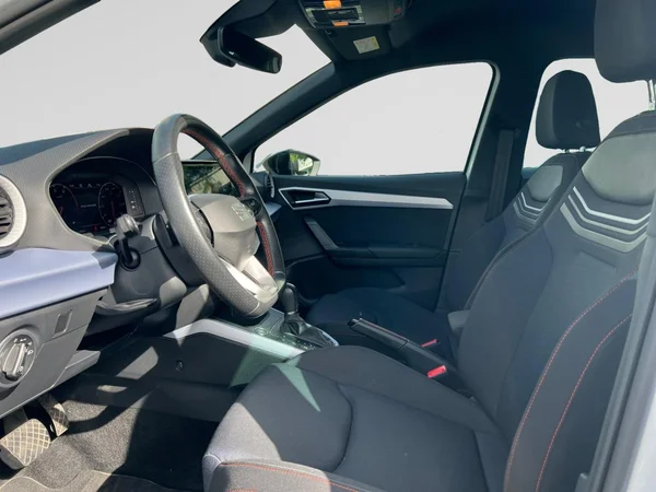 SEAT Arona (2022) — foto 2 van 24