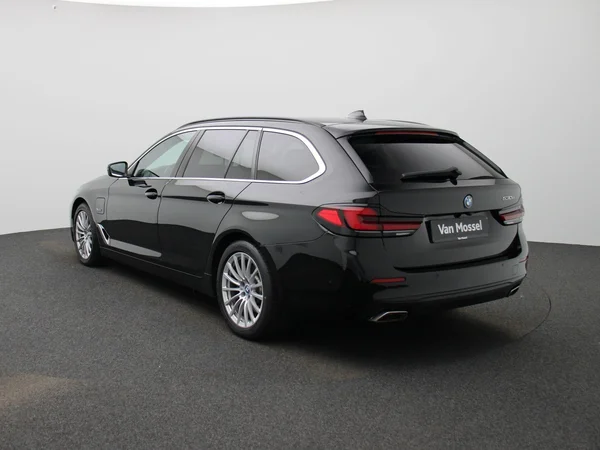 BMW 5 Reeks (2022) — foto 12 van 47