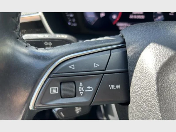 Audi Q3 (2019) — foto 26 van 35