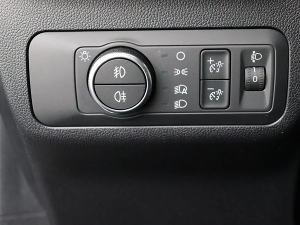 FORD Kuga (2024) — foto 20 van 28