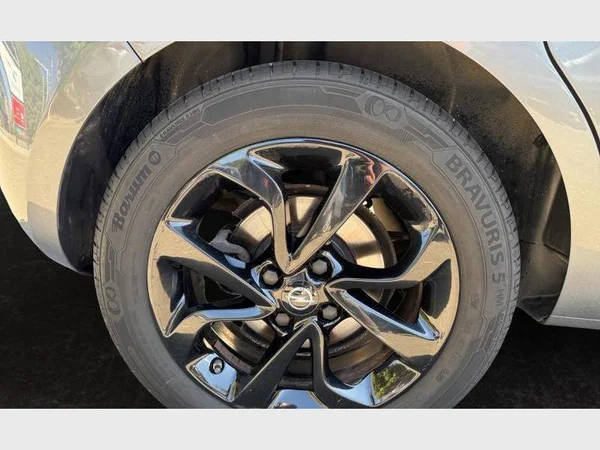 Opel Corsa (2019) — foto 23 van 24
