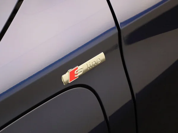 Audi A3 (2021) — foto 4 van 38