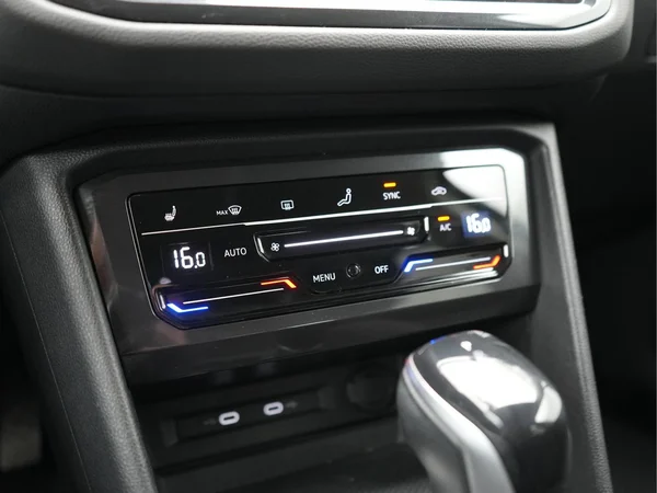 VOLKSWAGEN Tiguan Allspace (2022) — foto 29 van 43