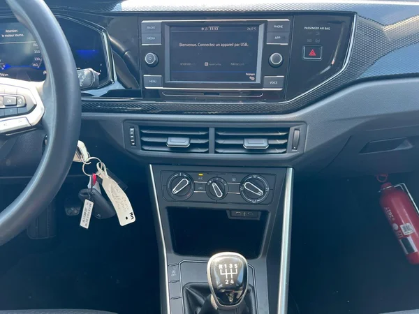 VOLKSWAGEN Taigo (2022) — foto 17 van 18