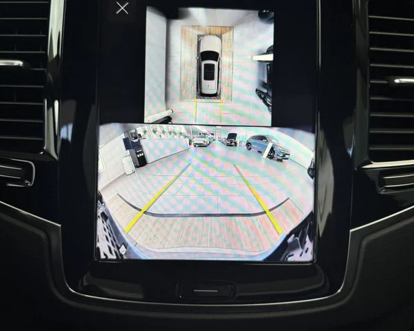 Volvo XC90 (2024) — foto 21 van 30