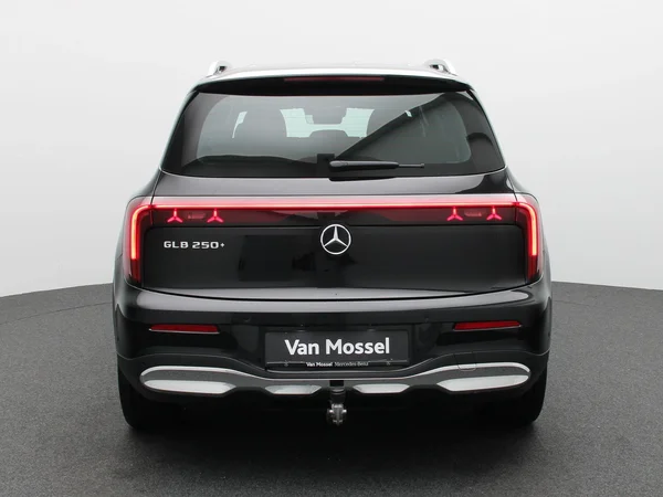 Mercedes-Benz GLB (2026) — foto 32 van 36