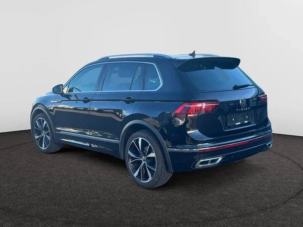 VOLKSWAGEN Tiguan (2023) — foto 15 van 21